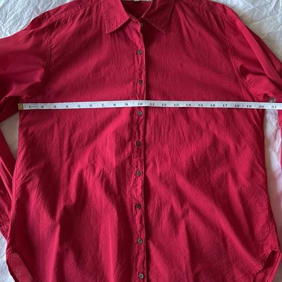 EUC Xirena Beau Shirt in Red - Picture 7 of 8